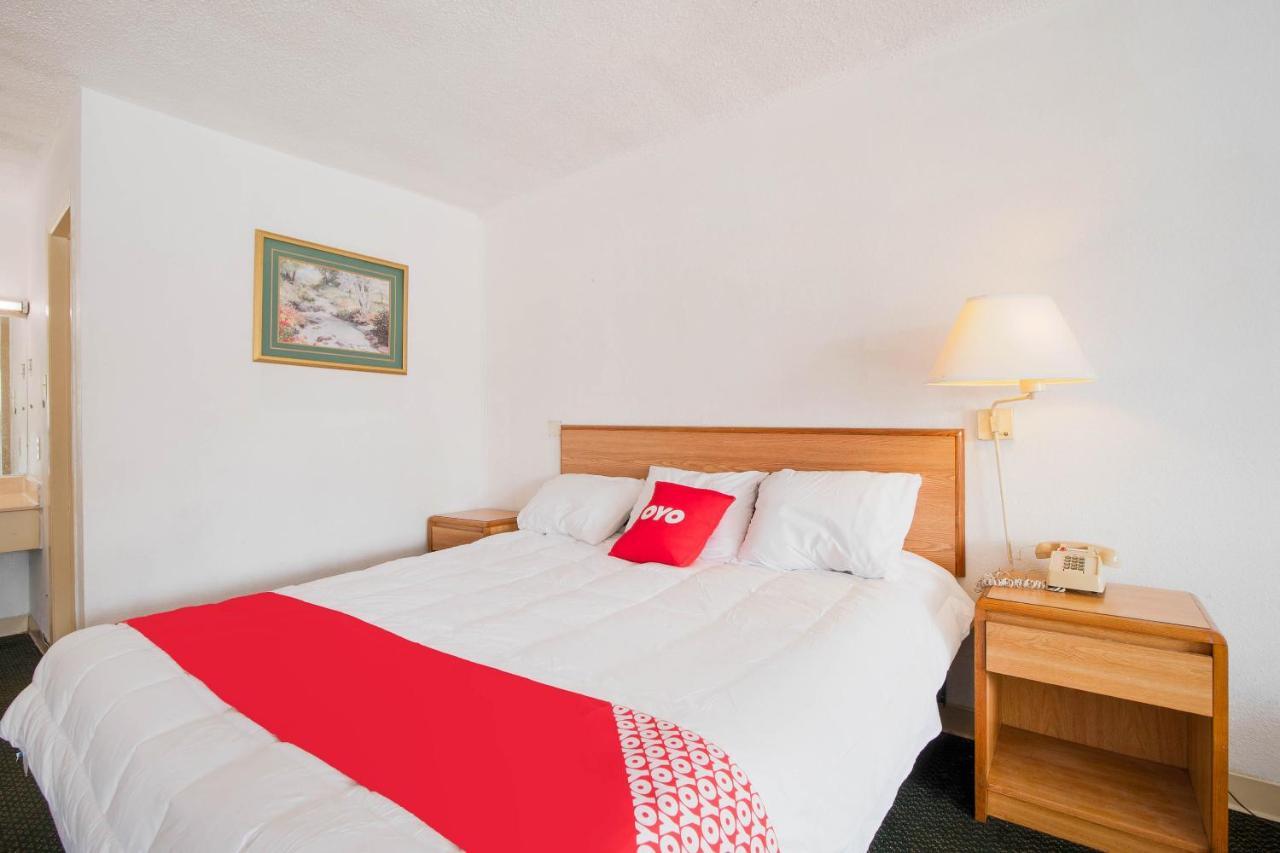 Hotel O Houston East Channelview I-10 Экстерьер фото
