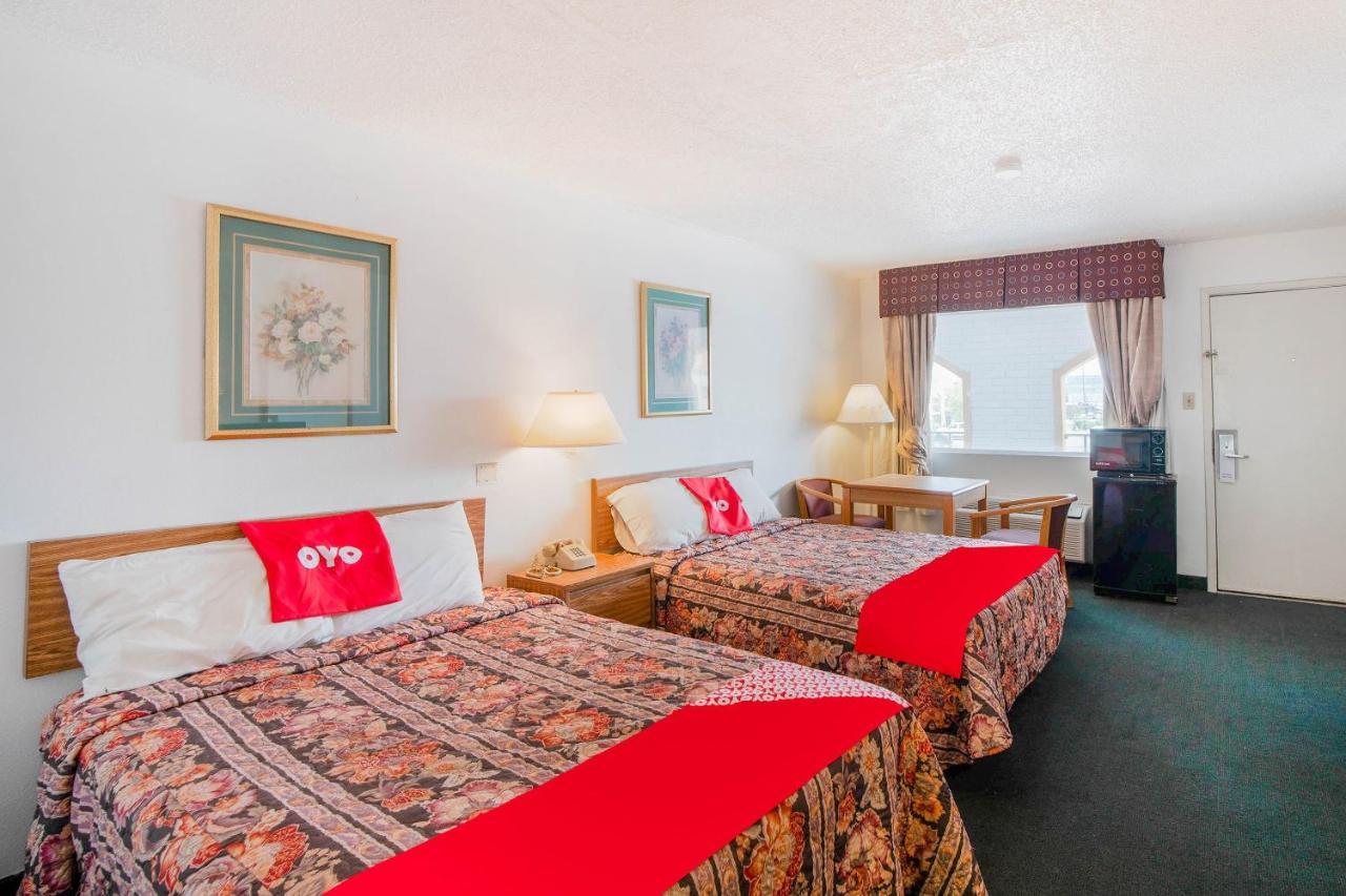Hotel O Houston East Channelview I-10 Экстерьер фото