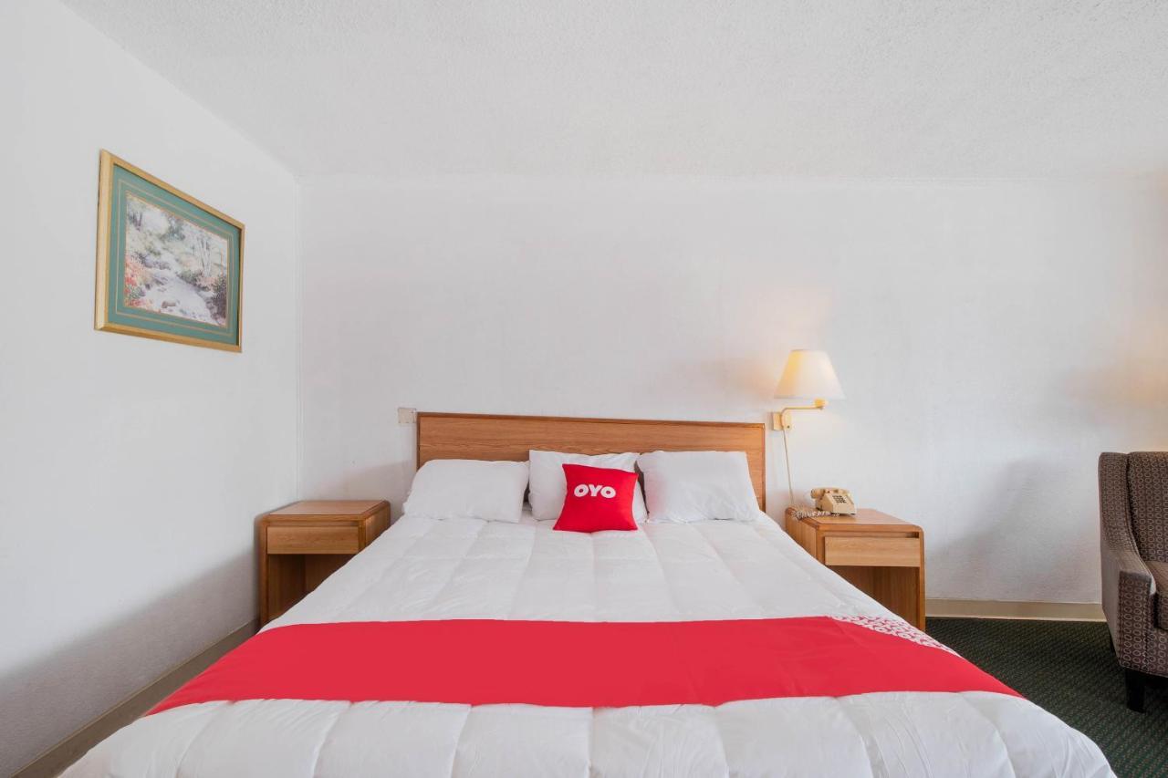 Hotel O Houston East Channelview I-10 Экстерьер фото