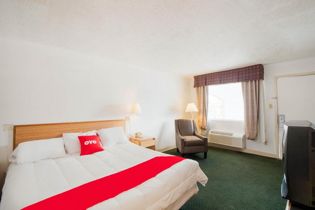 Hotel O Houston East Channelview I-10 Экстерьер фото