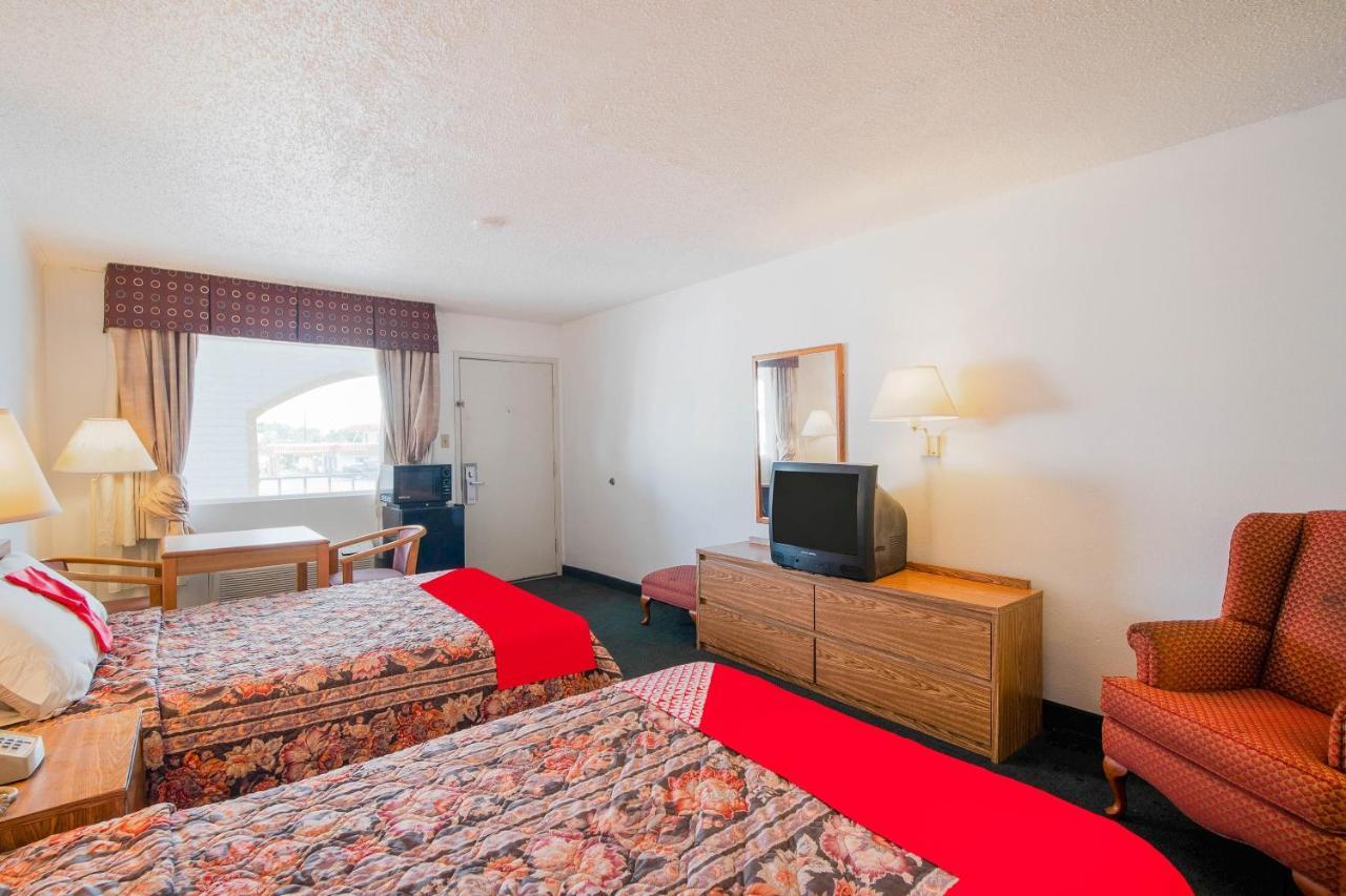 Hotel O Houston East Channelview I-10 Экстерьер фото